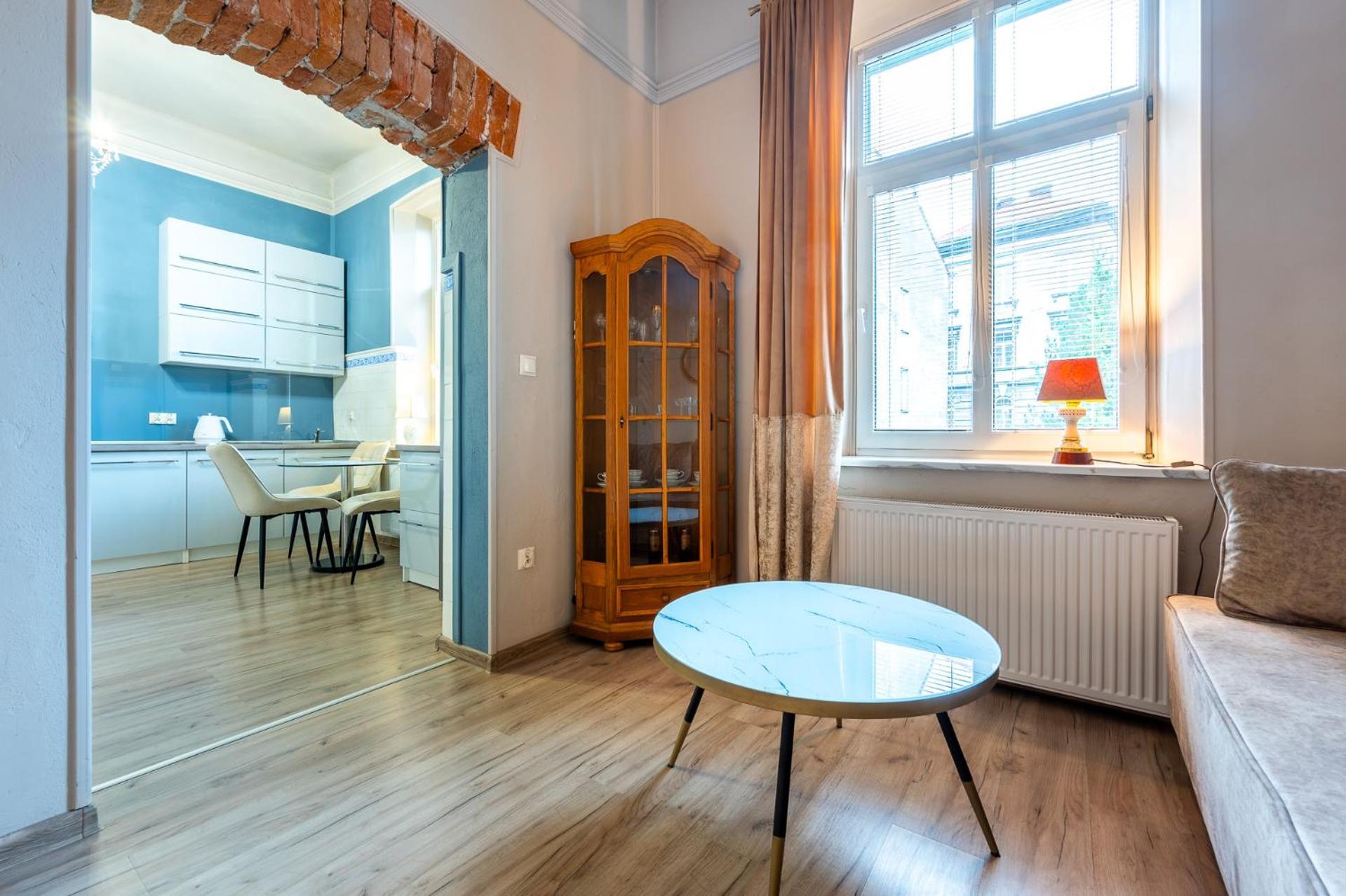 Apartamenty Przy Dworcu Przemysl Ngoại thất bức ảnh